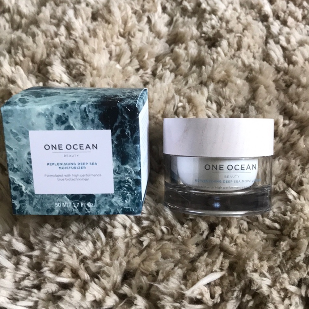 ONE OCEAN Replenishing Deep Sea Moisturizer! 1.7oz